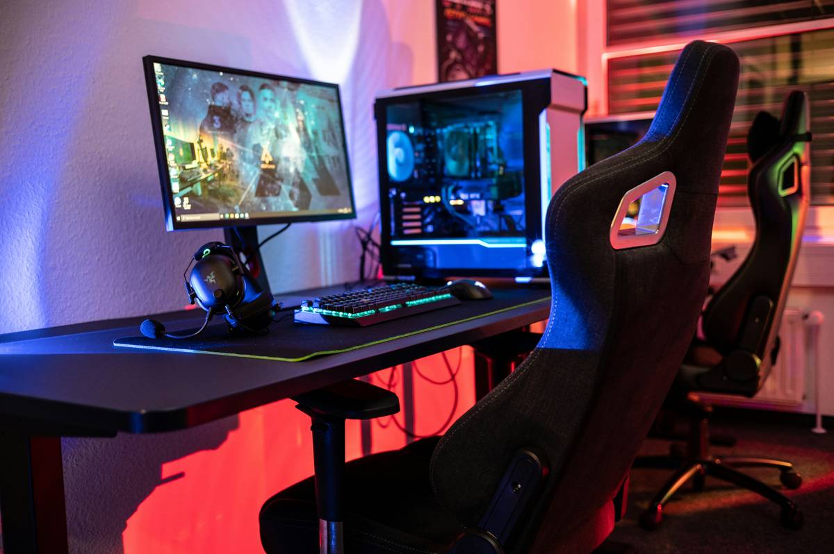 gaming speaker how to connect pc showing USB vs 3.5mm vs wireless options